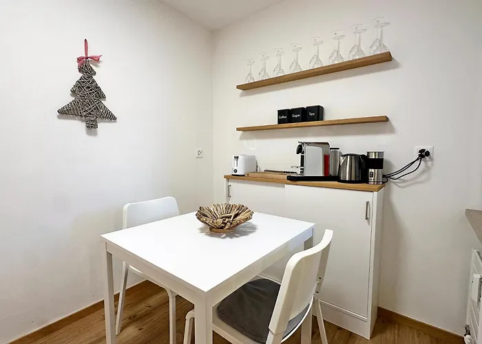 Alpin-schick, 39m2, Ski&sport, Mit Pool - Sk213